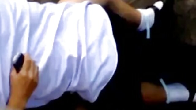 Penélope flexível em nylon de corpo pornô ao vivo vídeo inteiro