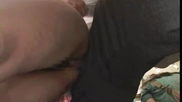 Amigos de São Petersburgo videos porno ao vivo gratis trocaram mulheres por um bando de swinger.