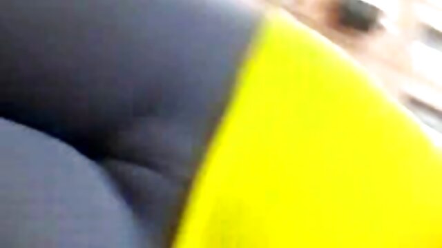 A pila videos porno cam4 enorme de um homem mal se encaixa no anal japonês.