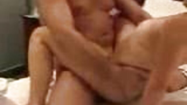 Harley Jade satura a sua filme pornô transando ao vivo Tusa em Baba