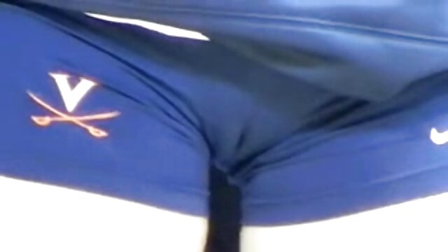 Tudo dentro de inexperientes acaba eu quero vídeo pornô ao vivo com a merda do creampie depois de rasgar o rabo duro