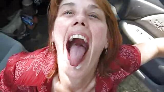 Um filme pornô vivo marido careca lambe uma Rata peluda de uma mulher gorda