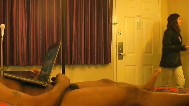 big Titted babe solo fun and Onanie vídeo de pornô ao vivo brasileiro