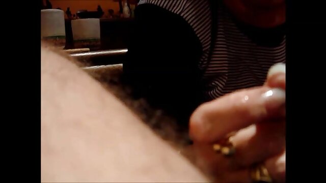 a puta da tia porno ao vivo amador em frente ao marido